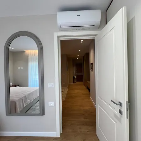 Central Tirana Apartment * Tirana
