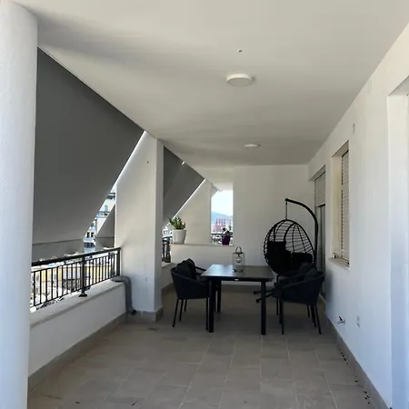 Central Tirana Apartment Appartement Tirana